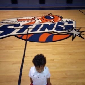 Meet your Posher, Kendall